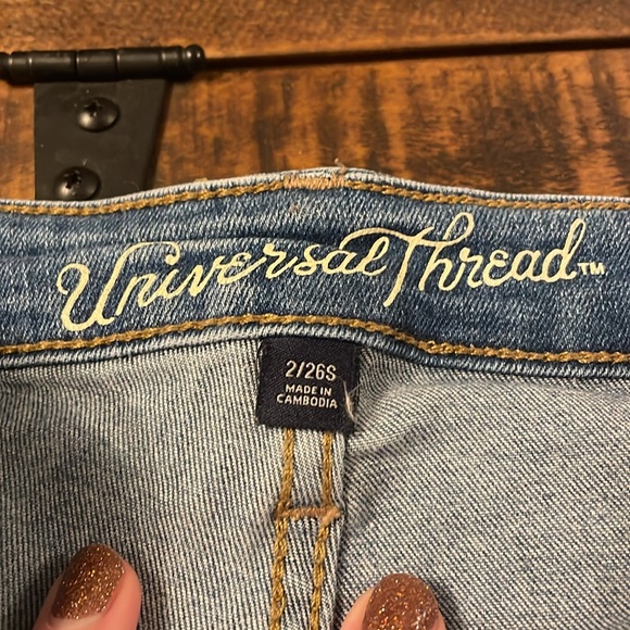 Universal Threads High Rise Skinny - Picture 3 of 6
